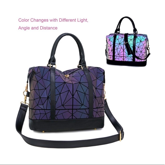 Luminous Travel Bag and Cosmetic Purse - Picture 2 of 11